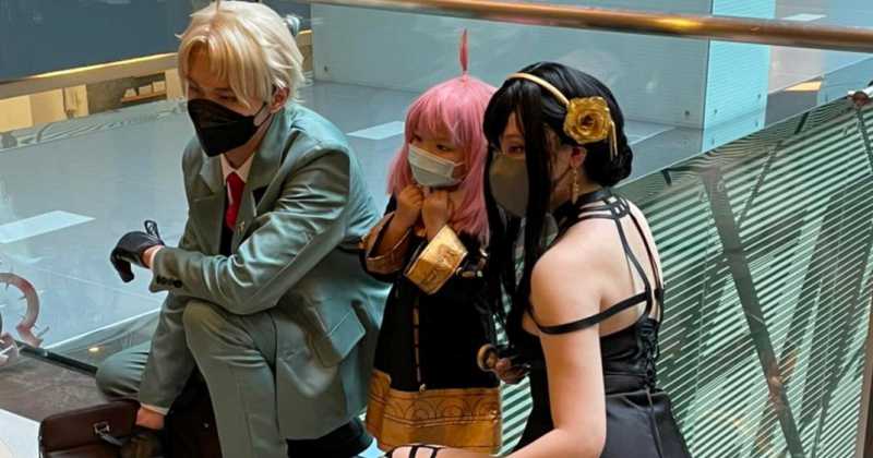Spy x Family: Forger Family Cosplay goes viral on social media