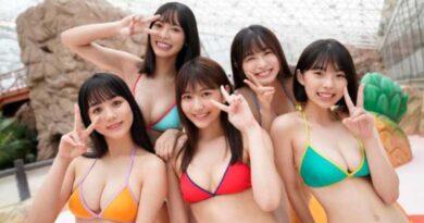 mother complains about Gravure Idols in Manga Magazines