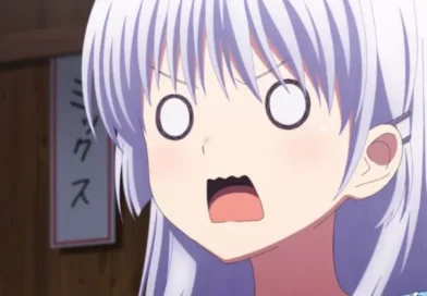 Japanese Woman Shocked After Finding Her Boss in Underwear on Her Bed
